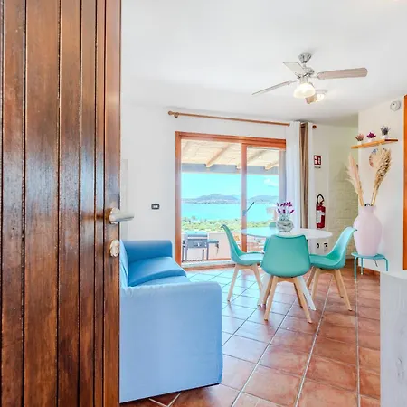 Seaview Vibes - Sardinia Style