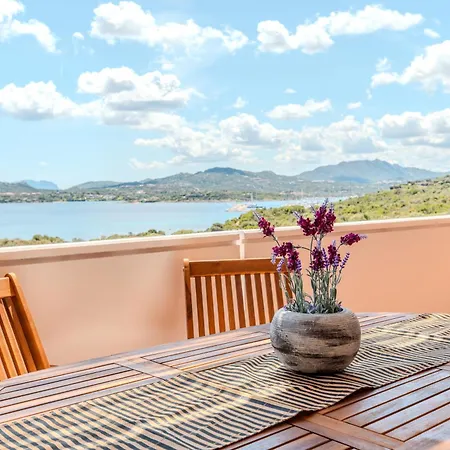 Seaview Vibes - Sardinia Style * أولبيا