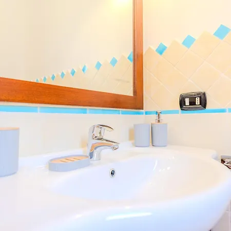 Seaview Vibes - Sardinia Style