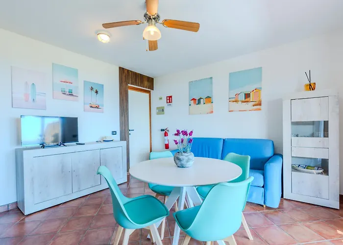 Seaview Vibes - Sardinia Style